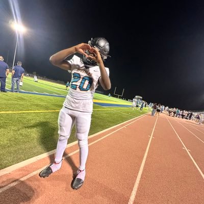 MitchellW_Jr's profile picture. Curreny GPA: 3.6 | Class of 2027 | DB/WR | 5’8” | Pebble Hills High School