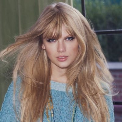 lunsrvalleys's profile picture. evermore, track 11 ͏ ͏ ͏ ͏ ͏ ͏ ͏ ͏ ͏ ͏ ͏͏ ͏ ͏ ͏