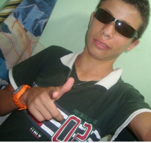 FÉ EEM DEEUS. !    http://t.co/HWC932kIO4