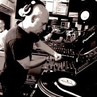 DJ R-Kive (Jungle/D&B) (@matt_rkive) 's Twitter Profile Photo DJ R-Kive (Jungle/D&B) (@matt_rkive) 's Twitter Profile Photo