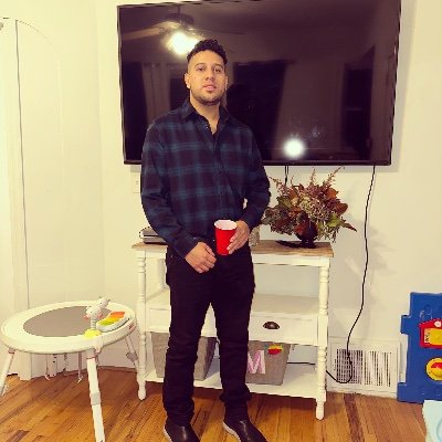 JohnathanR77733's profile picture.