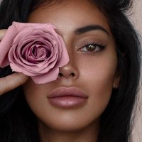 Seneida 'Reddio' (@destructio63968) 's Twitter Profile