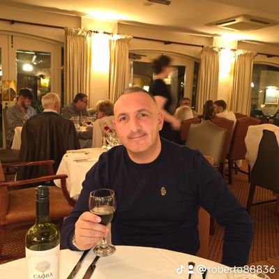 RobSummers111's profile picture. family is everything ❤