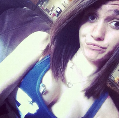 _dwizzle00420's profile picture. 