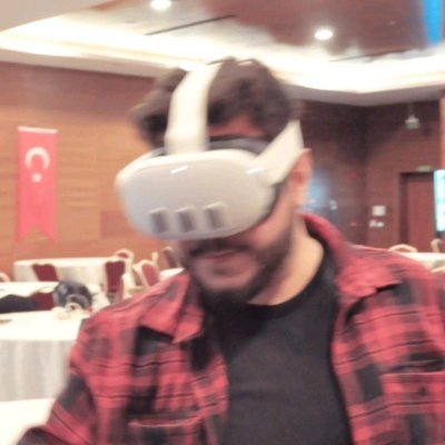 Lead Game Developer at FXFX Studios / Co-founder of CracanXR / Founder of TRDN