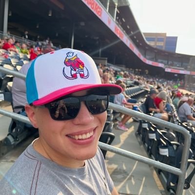 Iowa State Student 🌪🌪🌪,
Go, Suns, DBacks, and Cards,
I work for these guys @CycloneFBVideo