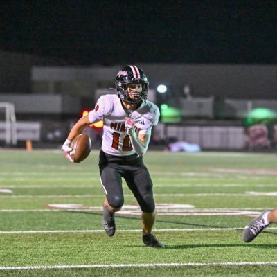 2025 • WR • Track and Field • Park City High School • 3.644 GPA • 5’10 165 • 📞: 435-731-1081 •