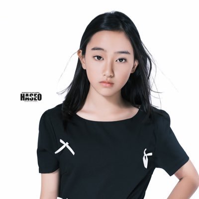 小関伽依 🐺🐾 14歳中学2年生の娘の活動記録 母が呟いてます。本人ではないです。 無所属 155cm #小関伽依 #モデル
