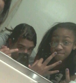 bublezNlalaLand's profile picture. 