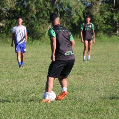 NicoVallejos08's profile picture. C.A.D.V mi vida entera 💚⚽️