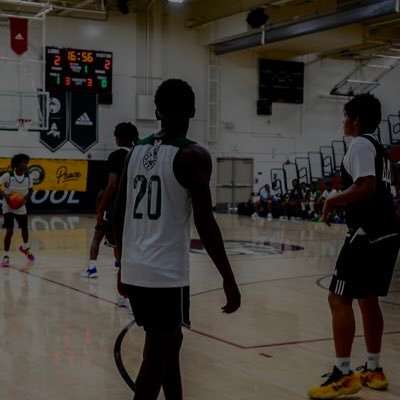 PG @NarbonneHoops 5’11 160lbs c/o 27’ 3.2GPA #AGTG ✝️ Narbonne CA, Harbor City