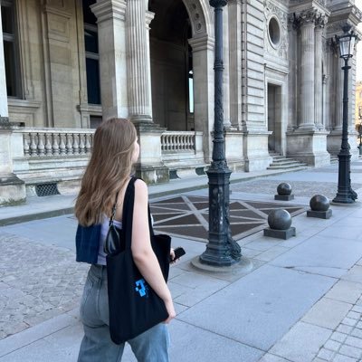 rosalienaps's profile picture. unwell