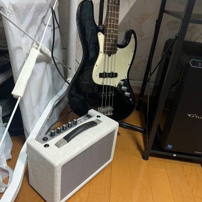 @yama_07_ponのベース垢/ベースはじめたての初心者🔰/無言フォロー失礼します🙇♀️/お別れはブロ解で/いつかずとまよの曲弾けるようになりたい #ずとまろ #ずとまろ好きと繋がりたい ずとまろ好きさんフォローしてください!🦔⸒⸒