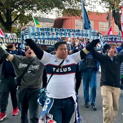 #Canucks, #VWFC, #VancouverFC, #VanRiseFC, #MUFC, sports fan in general. @Southsiders, @FV_Fanatics, @thevoyageurs supporter. 1 share of @TSSRovers. #GlazersOut