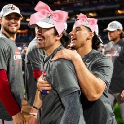 Corbins biggest stan(#Bulls #yotes #TheFutureIsTeal #FTTB #senwin).Jake+Corb+Alek4ever. Pelle Enjoyer. jhl stan account🇵🇸spam:@senquadeca priv: @dbackpelled