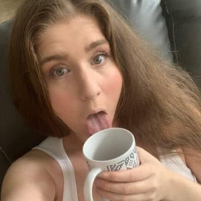 MandyOral25833's profile picture. Am Just lonely wanna chat ?? Text me let’s have some fun ❤️😘😍