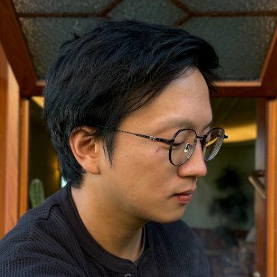 Science, human nature, technology, and AI. Proud nerd 🤓 Onboarding humanity to the AI-augmented future