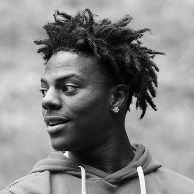 FlaviaKyom60982's profile picture. 