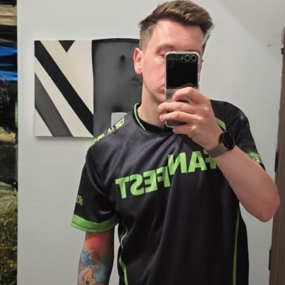 ArekAzalea's profile picture. Gamertag: 
Xbox- ArekAzalea 
PlayStation- ArekAzalea 

Xbox, Iggy Azalea, Słodycze