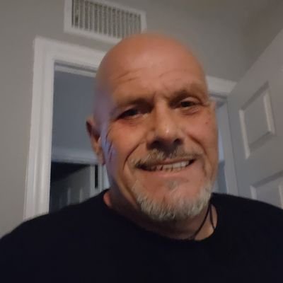 Hi everyone my name is Michael are Mike which ever is fine with me I am a good person who will help anyone out that I can I love wild life and my family