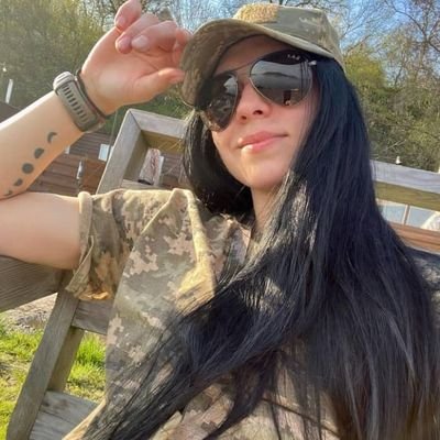 RuthRoss41's profile picture. pray for Ukraine 🇺🇦💙💛