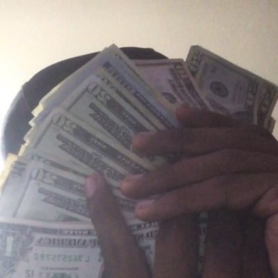 Lulshaff246972's profile picture. 