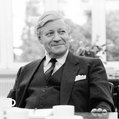„Eine Demokratie, die nicht streitet, ist keine.“ Helmut Schmidt