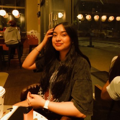 heyitsanggeee's profile picture. 