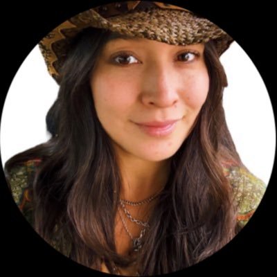 Spiritual psychology for awakening souls. Psychospiritual coach ,Evolutionary Astrologer,Writer Co-Host of @cosmicmatrixpod w/@veilofreality
