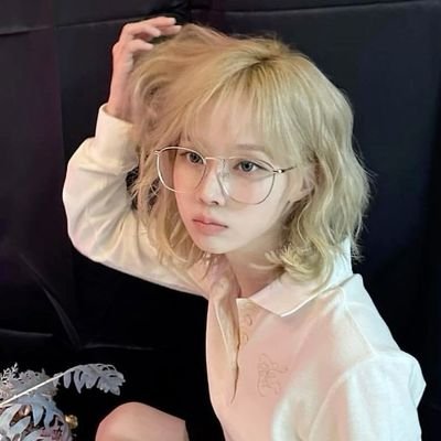 chelystudies's profile picture. vestibulanda de med 
♡= livros, filmes e geopolítica