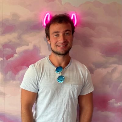 nicksommers_'s profile picture. Currently training for #MTVTheChallenge. Taking life one away message at a time