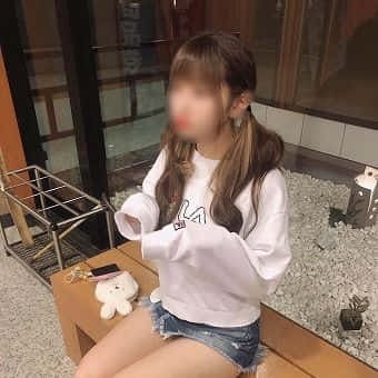 CodeePetti53493's profile picture. 学生🚺 気軽に会える人いないかな