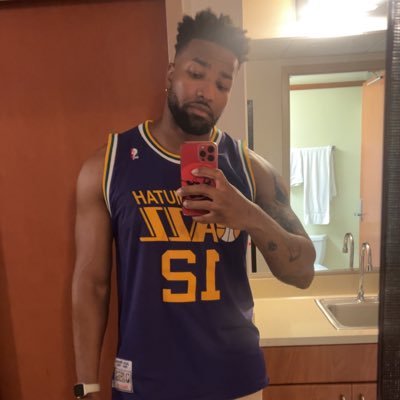 Anime and sports lover. Hot takes that you never asked for incoming and I’m 100% sure that I’m right.