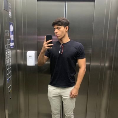 gusttavoffo's profile picture. 🙃