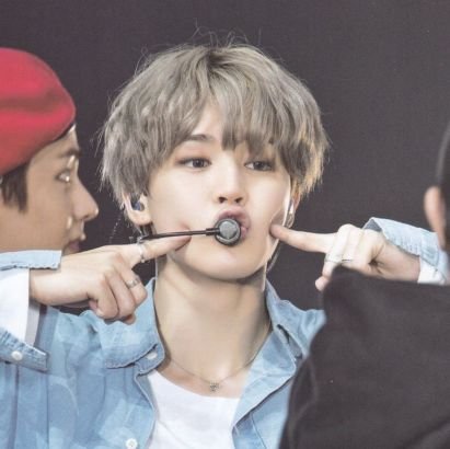 Love yourself 💓
bts army ot7 💪
Jiminssi #JIMIN💜💜💜
stanning bts was the best decision i ever made, and i will always be by their side
#btsarmy #BTS