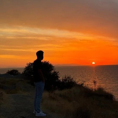 Kssskksfg's profile picture. Diş hekimi