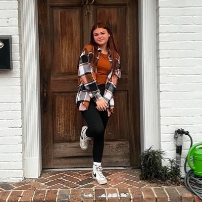 The Names Brittney Marie 16 Spicy Pisces . #Hornets #Saints And No DMs ChattyCupps 💜 NCO 🤡 Dirt Car Racer 9 Wins On The Season. Love Bites Back. 💗🖤🕸️🕷️