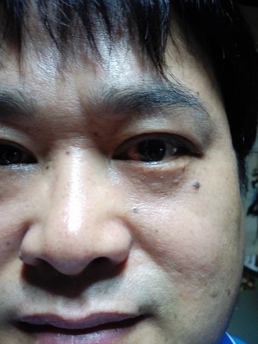 난 대구에 살고 있는 54살 먹은 두딸의 아빠다.  정의가 살아 있는 사회를 만들고 싶다.  난 문재인이 좋다.  난 사람이 먼저인 세상을 꿈꾼다.

그리고 아무런 힘이 없는 이재명도 좋다.  민주주의는 힘 없는 시민의 힘으로 지키고 가꾸고 나아가야 한다.