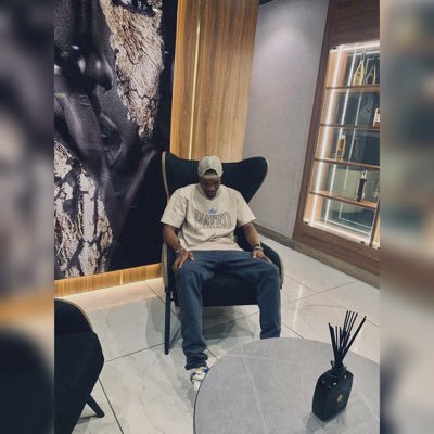 no soy el chico que buscas | Broke Philanthropist | Kalabari Guy | Proper Chef