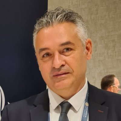 Ingénieur IoT | Rêveur d’Asgardia | Pour un monde connecté sans frontières. Je vois la vie comme un cadeau et j'adore en déballer chaque instant ! #MAKEEUWAKEUP