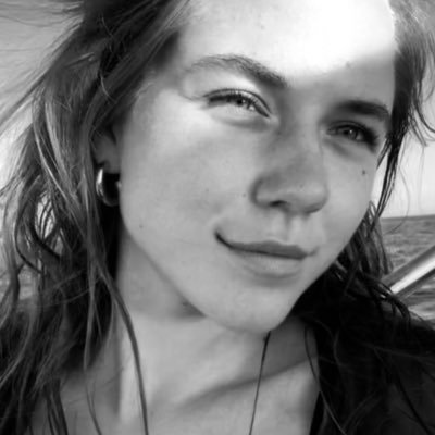 Elibethmarch's profile picture. AI, marketing and running