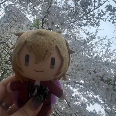 @RU_00_K の別の取引アカウントです。不安な場合は固定ポストアカウントにて取引可能。20↑固定ポスト確認お願いします。🔗作成中です。都内手渡しor郵送。 通知不良あるため48時間経過しても返事がない場合再度ご連絡ください。DM不調。また同担様は検索避けのためmしてる場合ありますので通知に気づくのが遅くなります。