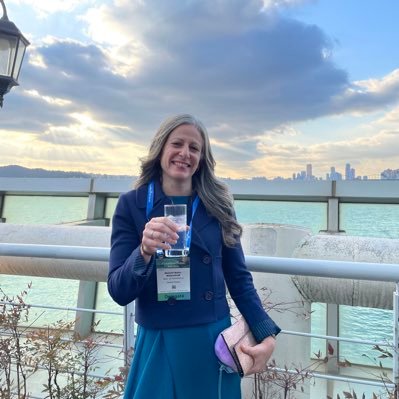 Assistant Research Professor @uconnmcb University of Connecticut - microbiologist in an immunology world 🌎.