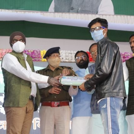 SonuSangam26's profile picture. INDIAN 🇮🇳