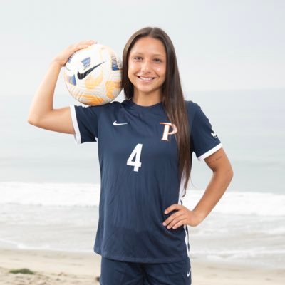 Elle2024's profile picture. 05ECNL | pdp SWEDENGothia Cup MVP’22 |ID2 ‘19|🇺🇸USNTC ‘18| ECNL CSP ‘20|State PDP |SJ Player2 Watch’19-‘20⚽️| Pepperdine wsoc ‘28 🌊