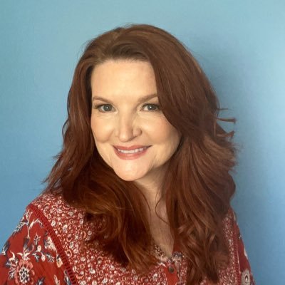 Blessed...Redhead, daughter, sister, friend, niece, aunt, wife, mom, actress...not necessarily in that order!