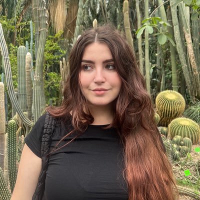 b_andrzejewska's profile picture. ona/jej | ↙️↙️↙️ | 🚩