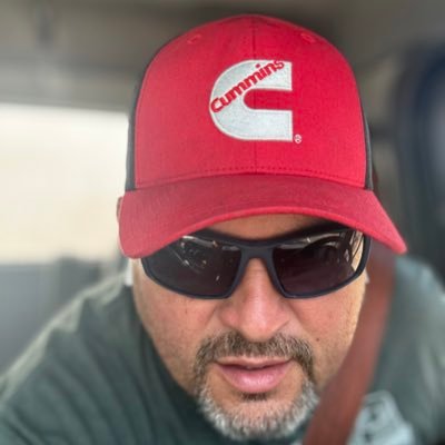 Un tipo cualquiera, dizque arquitecto, aficionado del CD Aguila