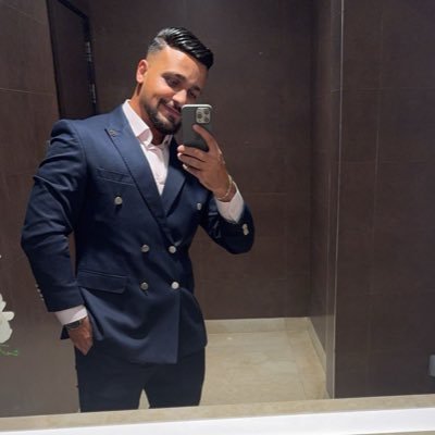 أتمنى أن نجد نهاية نستحقها بعد كُل ما مَررنا به 🤍