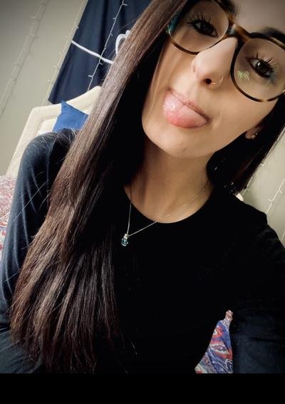 KizzeeM22336's profile picture. 